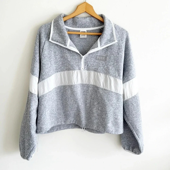 PINK Victoria's Secret Gray and White Sweatshirt - Picture 1 of 8